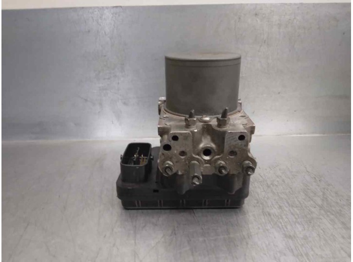 Recambio de abs para lexus is 250c 2.5 v6 cat referencia OEM IAM 4454053410 1338009770 ADVICS