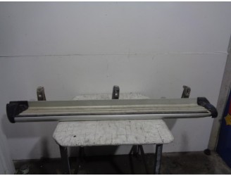 Recambio de estribo para mitsubishi l 200 (ka0/kb0) 2.5 di-d cat referencia OEM IAM MN146128 DERECHO 