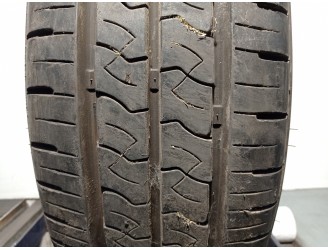 Recambio de neumatico/s para ssangyong rodius 2.7 turbodiesel cat referencia OEM IAM 21565R16C109-107T KUMHO PORTRAN KC53