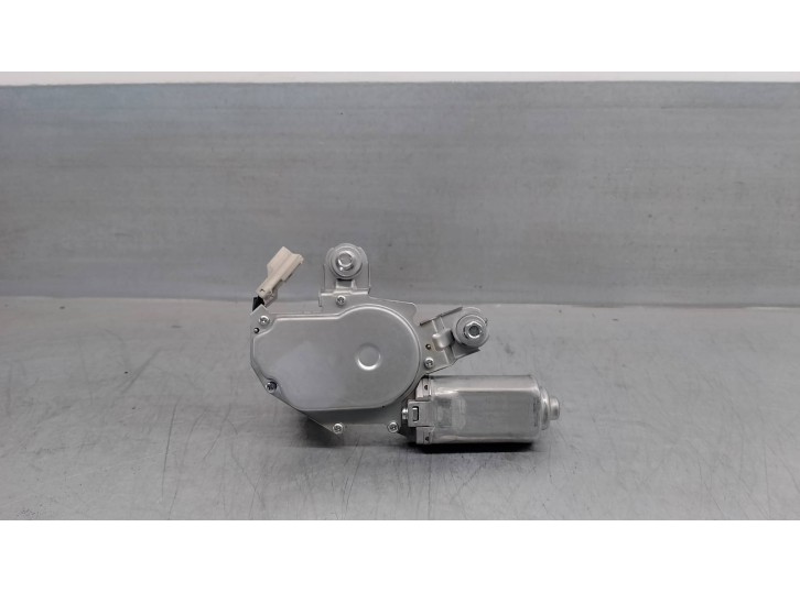 Recambio de motor limpia trasero para ssangyong rodius 2.7 turbodiesel cat referencia OEM IAM 8615021003  