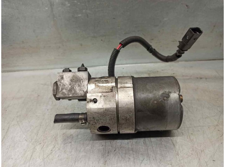 Recambio de bomba hidraulica para audi a6 berlina (4b2) 2.5 v6 24v tdi referencia OEM IAM 8E0614175F 0265410050 BOSCH