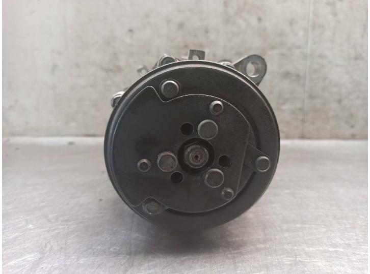 Recambio de compresor aire acondicionado para volkswagen polo berlina (6n1) 1.4 referencia OEM IAM 6N0820203A 7158 SANDEN