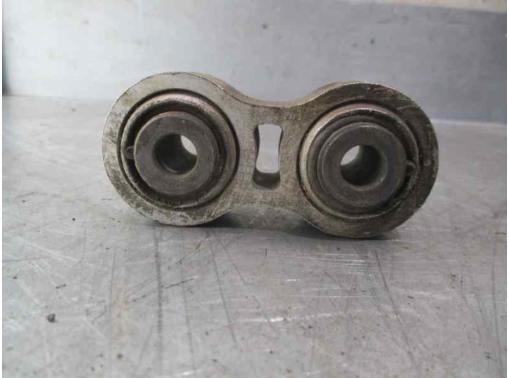 Recambio de soporte motor trasero para volvo xc90 2.5 20v turbo cat referencia OEM IAM 30666394 6587 