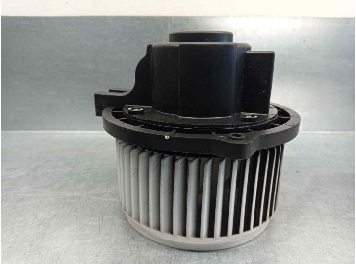 Recambio de motor calefaccion para chevrolet captiva 2.2 vcdi lt 2wd referencia OEM IAM 42424010 615981 