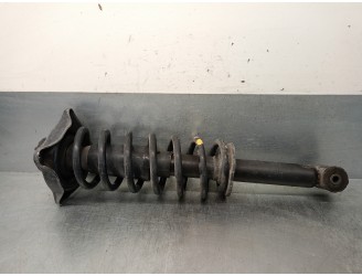 Recambio de amortiguador trasero izquierdo para audi a6 berlina (c4) 2.3 referencia OEM IAM 4A0513031  