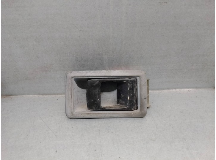 Replacement front right interior door handle for Tata Telcoline TDi D/C 4x4 OEM IAM reference 269872300149 4 DOORS