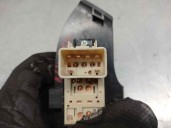 Replacement rear right window lifter switch for Chevrolet Captiva 2.2 VCDi LT 2WD OEM IAM reference 202005438 