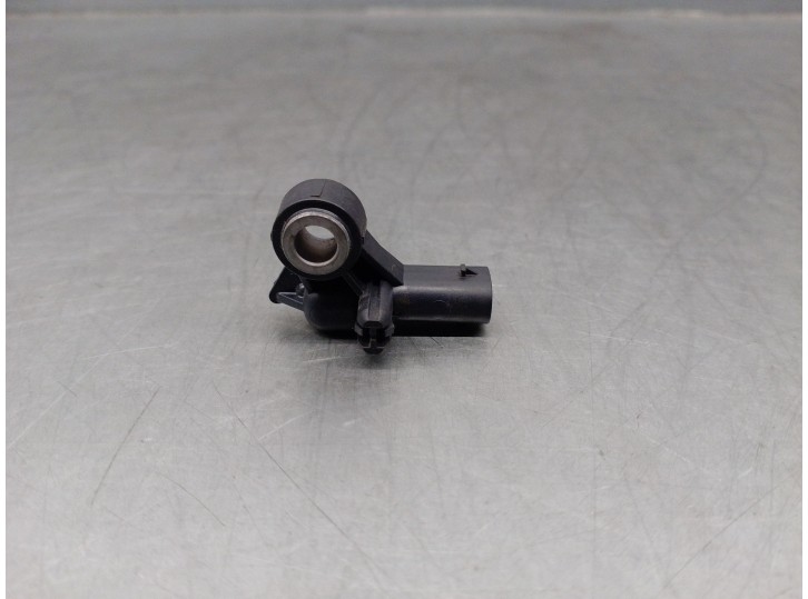 Recambio de sensor impacto para alfa romeo giulia (952) 2.2 jtdm cat referencia OEM IAM 51943477  