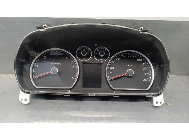 Recambio de cuadro instrumentos para hyundai i30 1.6 crdi cat referencia OEM IAM 940332R200 11001765603H 