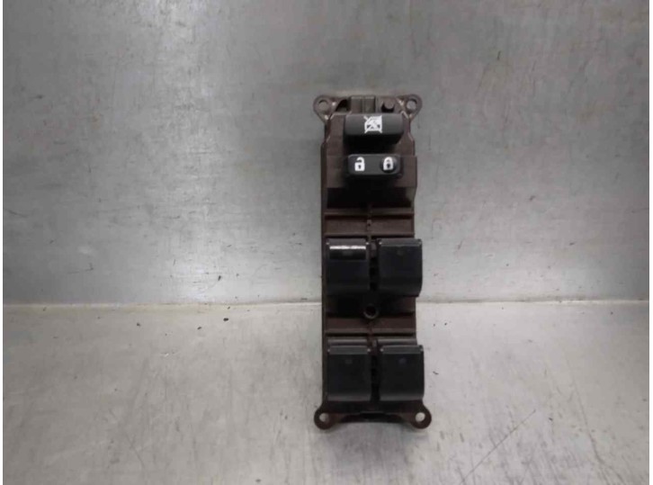 Recambio de mando elevalunas delantero izquierdo para lexus is 250c 2.5 v6 cat referencia OEM IAM 8404053180  
