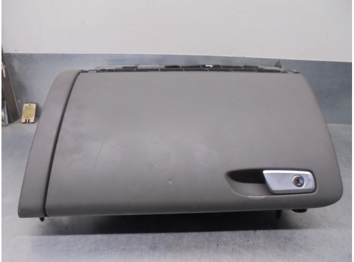 Recambio de guantera para audi a4 ber. (b8) 2.0 16v tdi referencia OEM IAM 8K1857035 