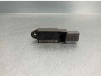 Recambio de sensor impacto para mercedes-benz clase e (w211) berlina 2.7 cdi cat referencia OEM IAM A0028202726 25571203A4 TEMIC