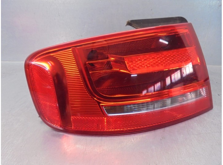 Recambio de piloto trasero izquierdo para audi a4 ber. (b8) 2.0 16v tdi referencia OEM IAM 8K5945095D DE ALETA 4 PUERTAS