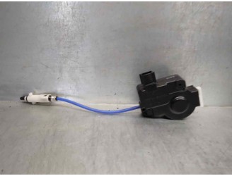 Recambio de motor tapa deposito combustible para lexus is 250c 2.5 v6 cat referencia OEM IAM 7703051030  