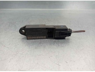 Recambio de sensor impacto para mercedes-benz clase e (w211) berlina 2.7 cdi cat referencia OEM IAM A0028202726 25571203A4 TEMIC