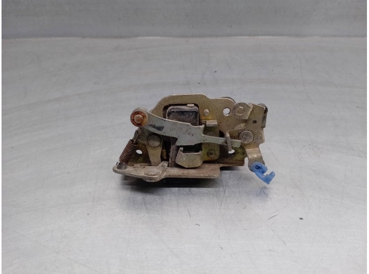 Recambio de cerradura puerta trasera izquierda para tata telcoline tdi d/c4x4 referencia OEM IAM 265872300108  4 PUERTAS