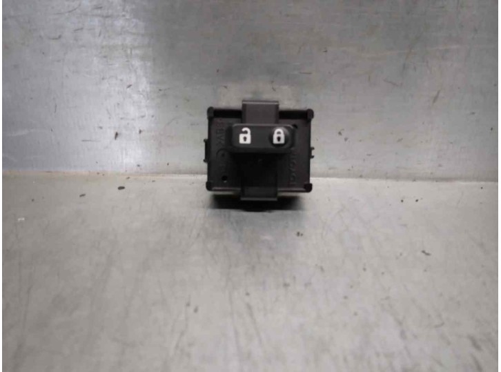 Recambio de interruptor para lexus is 250c 2.5 v6 cat referencia OEM IAM 8493030070 