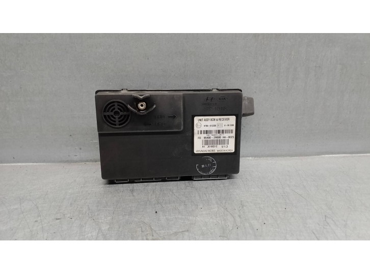 Recambio de modulo electronico para hyundai i30 1.6 crdi cat referencia OEM IAM 954002R000 