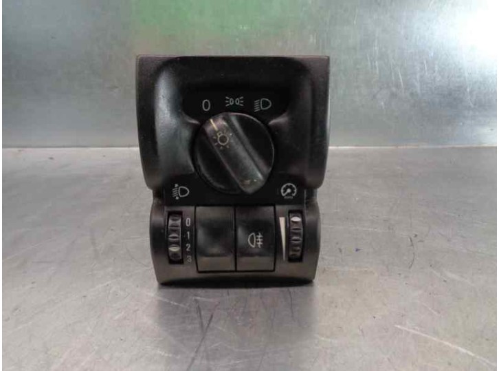 Recambio de mando luces salpicadero para opel vectra b berlina 2.0 dti referencia OEM IAM 09138337 90504968 