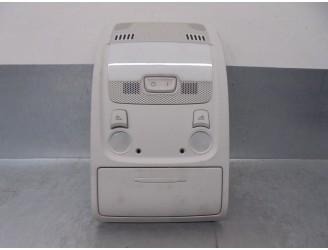 Replacement interior light for Audi A4 Sedan (B8) 2.0 16V TDI OEM IAM reference 8T0947135A 