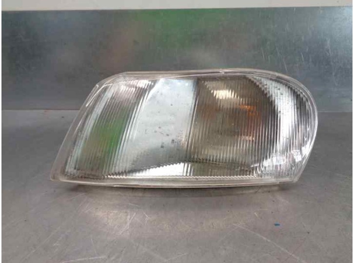 Recambio de piloto delantero izquierdo para opel vectra b berlina 2.0 dti referencia OEM IAM 90569965 