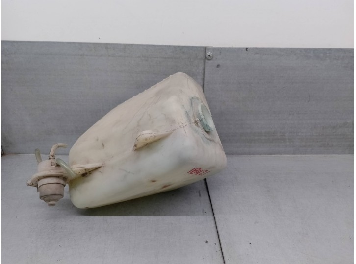 Recambio de deposito limpia para tata telcoline tdi d/c4x4 referencia OEM IAM 265983116318  