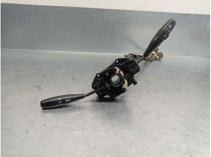 Recambio de mando luces para hyundai accent (x3) 1.3 cat referencia OEM IAM 9340022050 