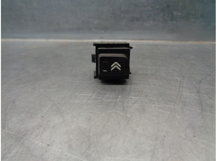 Recambio de interruptor para citroën c4 cactus 1.2 12v e-thp / puretech referencia OEM IAM 9806130080  