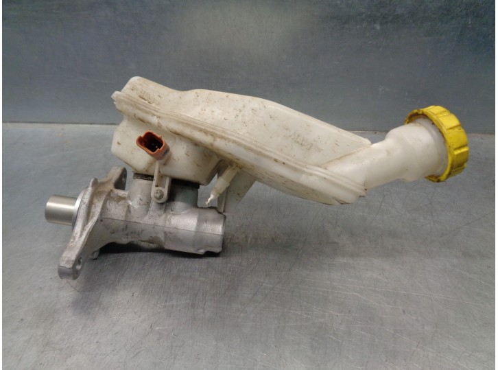 Recambio de bomba freno para citroën c4 cactus 1.2 12v e-thp / puretech referencia OEM IAM 32069745  