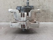 Replacement alternator for Opel Astra H saloon 1.4 16V OEM IAM reference 13222930 0124325171 BOSCH