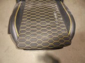 Recambio de asiento delantero derecho para kia xceed 1.4 tgdi cat referencia OEM IAM 4813967 CUERO Y TELA NEGRA 5 PUERTAS