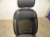Recambio de asiento delantero derecho para kia xceed 1.4 tgdi cat referencia OEM IAM 4813967 CUERO Y TELA NEGRA 5 PUERTAS