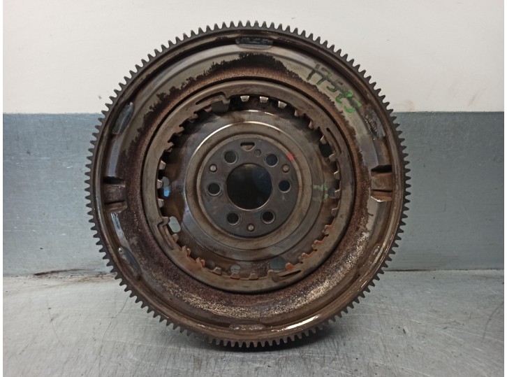 Recambio de volante motor para volkswagen golf vi (5k1) 1.6 tdi dpf referencia OEM IAM 03L105266  LUK