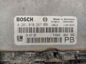 Recambio de centralita motor uce para opel astra g berlina 2.0 dti referencia OEM IAM 24417167 0281010267 BOSCH