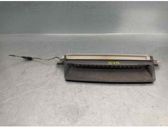 Recambio de luz central de freno para opel astra g berlina 2.0 dti referencia OEM IAM 09131206  