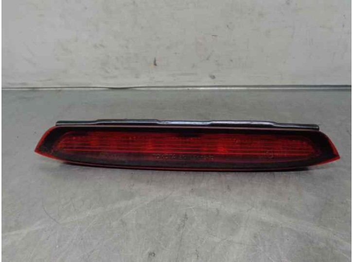 Recambio de luz central de freno para toyota corolla verso (e12) 2.0 turbodiesel cat referencia OEM IAM 8157013190 