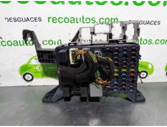 Recambio de caja reles / fusibles para ford mondeo iii sedán (b4y) 2.0 16v tddi / tdci referencia OEM IAM 1S7T14A073AE 