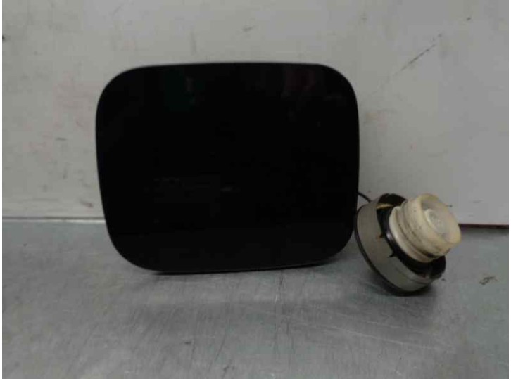 Recambio de tapa exterior combustible para toyota corolla verso (e12) 2.0 turbodiesel cat referencia OEM IAM 
