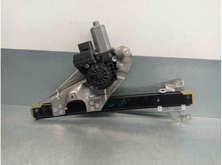 Recambio de elevalunas trasero derecho para audi a6 avant (4b5) 2.4 v6 30v referencia OEM IAM 4B0839462 8 PINES 5 PUERTAS