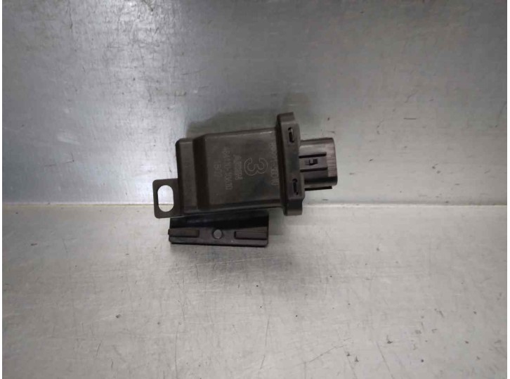 Recambio de sensor para lexus is 250c 2.5 v6 cat referencia OEM IAM 8999130040  