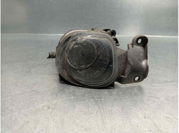 Recambio de faro antiniebla izquierdo para audi a6 avant (4b5) 2.4 v6 30v referencia OEM IAM 4B0941699A 89303051 VALEO