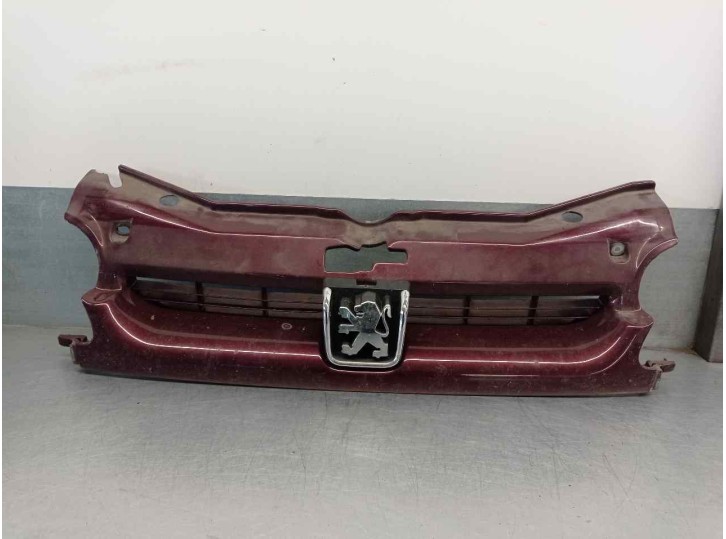Recambio de rejilla delantera para peugeot partner (s1) 1.9 diesel referencia OEM IAM 9618254777 