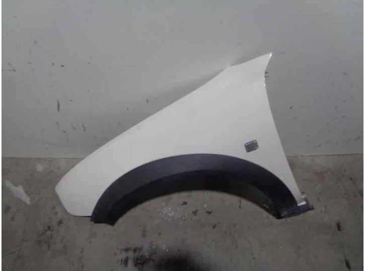 Recambio de aleta delantera izquierda para mg streetwise 2.0 idt cat referencia OEM IAM BLANCA 
