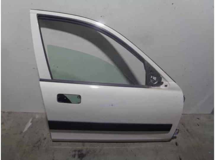 Recambio de puerta delantera derecha para mg streetwise 2.0 idt cat referencia OEM IAM BDA450420 BLANCA 5 PUERTAS
