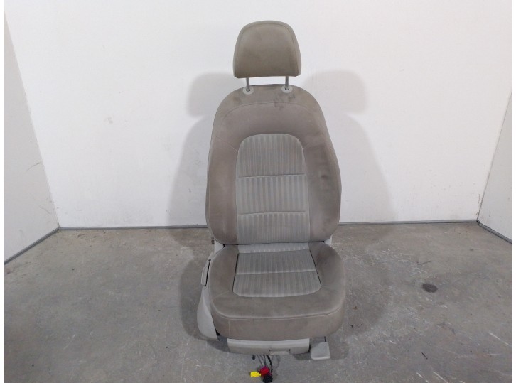 Recambio de asiento delantero derecho para audi a4 ber. (b8) 2.0 16v tdi referencia OEM IAM 4854960 TELA GRIS 4 PUERTAS