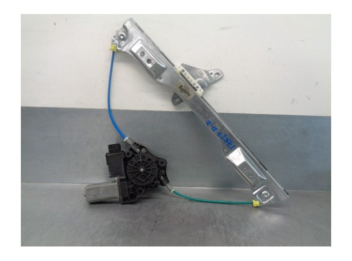 Recambio de elevalunas delantero izquierdo para opel corsa d 1.2 16v lpg referencia OEM IAM 13298153 6 PINES 5 PUERTAS