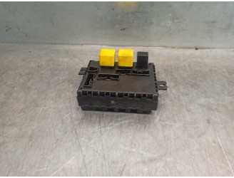 Recambio de caja reles / fusibles para lancia lybra berlina 1.9 jtd cat referencia OEM IAM 46776086  