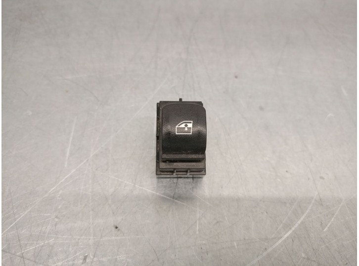 Recambio de mando elevalunas delantero derecho para bmw 5 (g30, f90) 520 d referencia OEM IAM 932703101 51417438584 