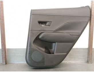 Recambio de guarnecido puerta trasera derecha para hyundai kona furgoneta/suv (os, ose, osi) ev referencia OEM IAM 83340-HF100 
