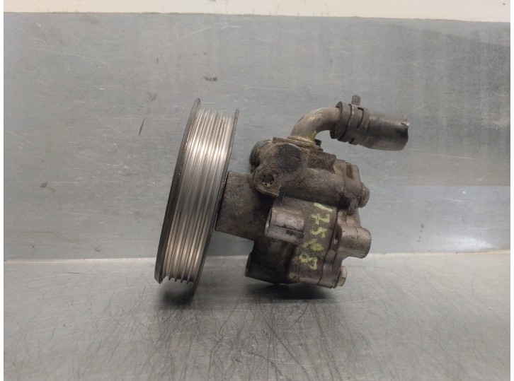 Recambio de bomba servodireccion para seat leon (1m1) 1.9 tdi referencia OEM IAM 1J0422154A KV17001 KYB